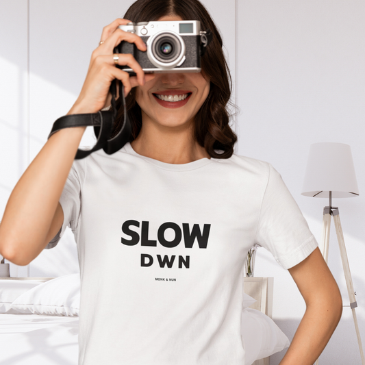 Damen T-Shirt slim fit stretchy "SLOW DOWN"